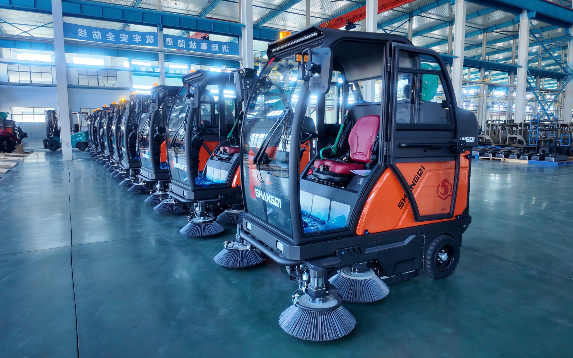 SW190 Multi-Functional Cab Sweeper SW190 多功能驾驶室扫地机