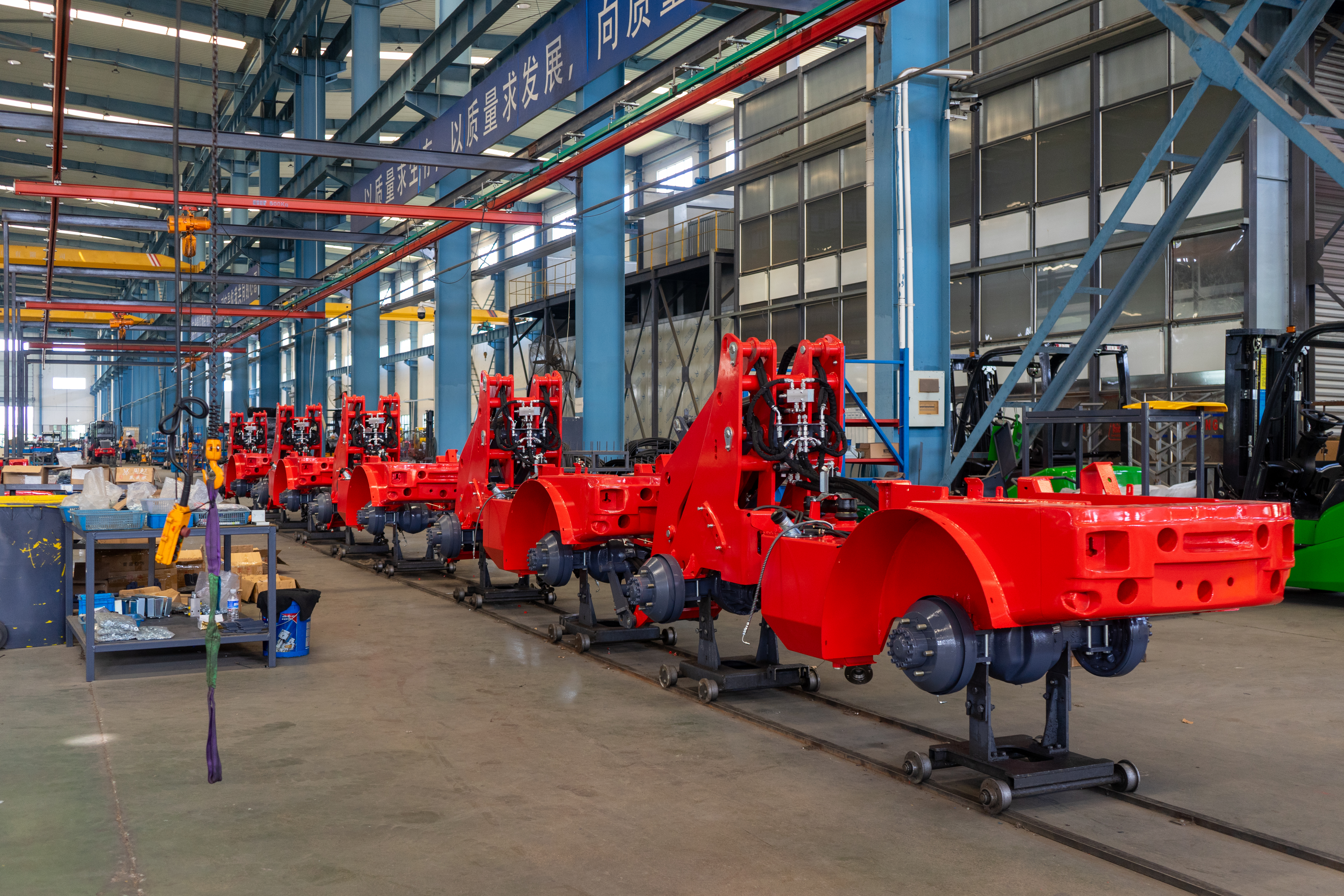 Wheel loader production workshop 轮式装载机生产车间