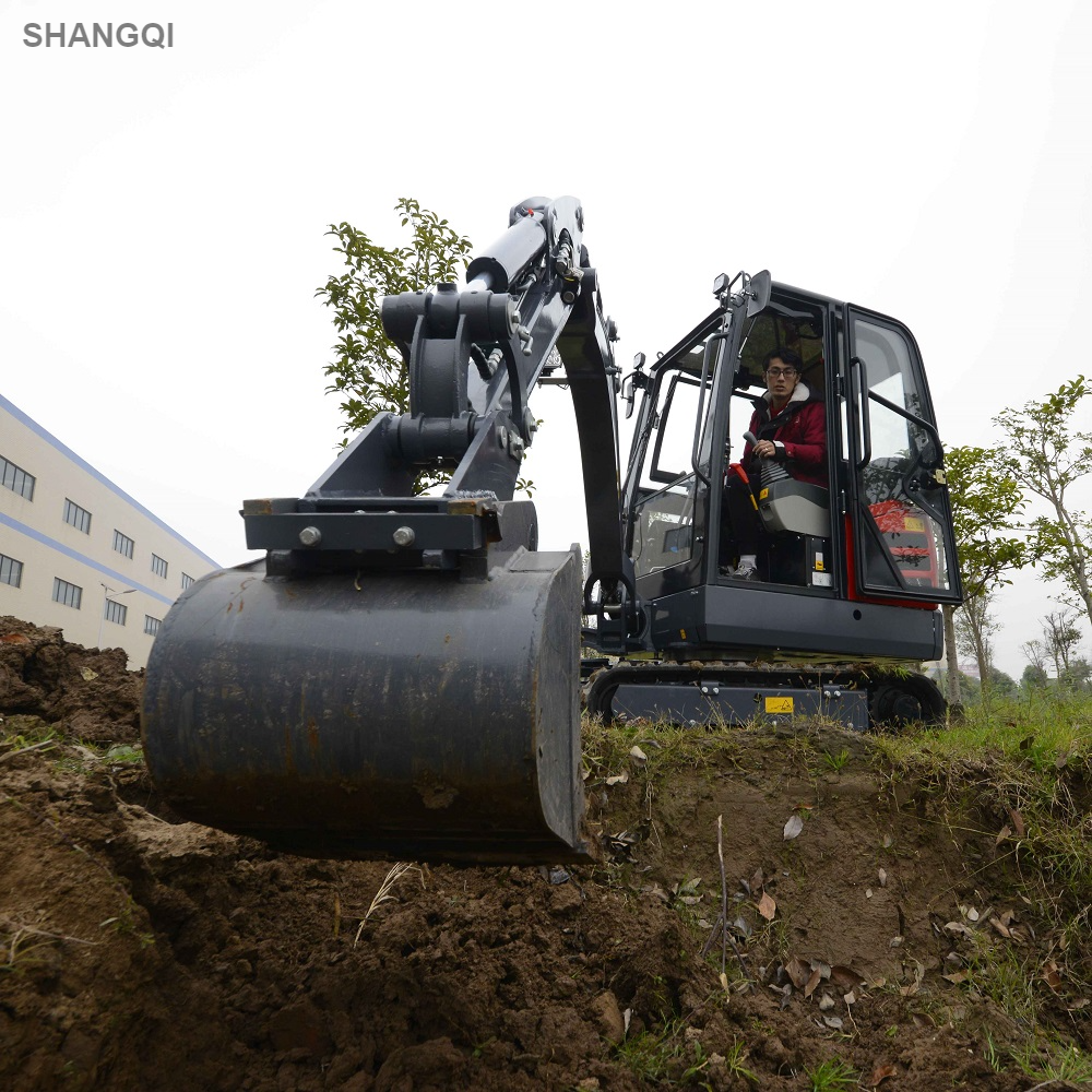 中国工厂供应 2 吨带农业舱的小型挖掘机